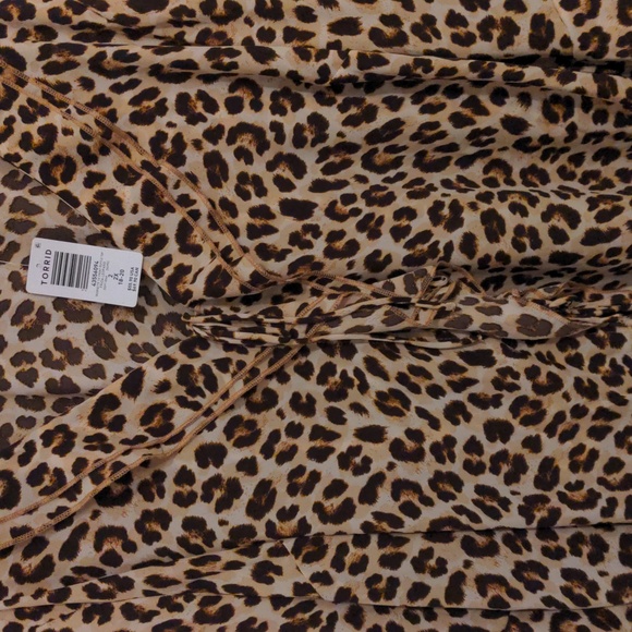 NWT Torrid Georgette Frida Leopard Ruffle Top Size 2X - Picture 3 of 8